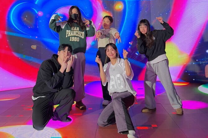 K-pop Dance Class for Beginners and Video Shoot at HiKR Ground - Jonggak Station studio: warm-up and K-pop steps that fit real beginners