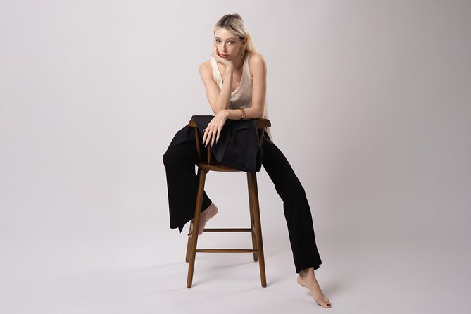 K-Style Photoshoot in Seoul | Hair and Makeup Optional - Your 60-minute studio session: what happens step by step