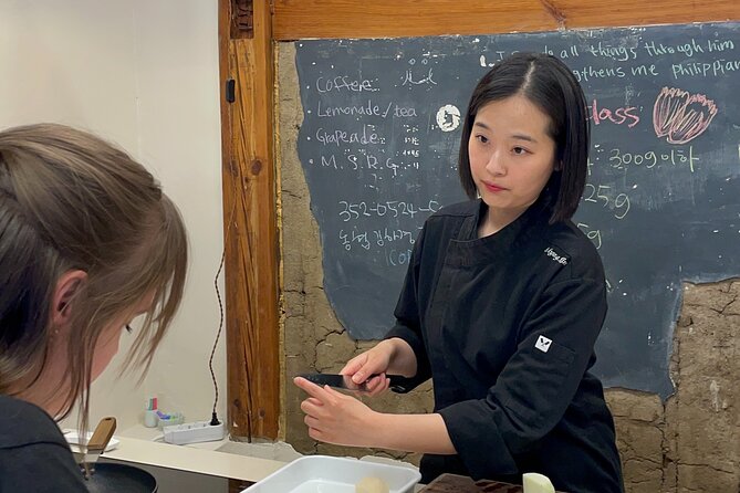Kimchi class with Chef Hakyung near Gyeongbokgung place - Ingredients, history, and styles: what you actually learn (not just how)