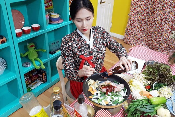 Korean Cooking Class with Grocery Shopping at Seoul Local Market - Price and value: what $91.91 buys you
