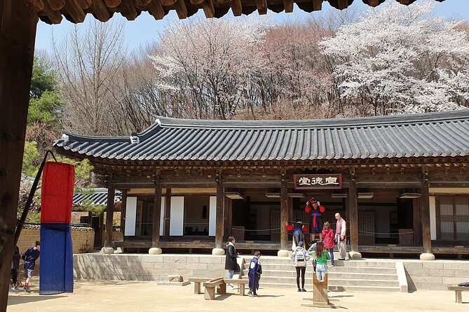 Korean Folk Village Half-day Guided Tour from Seoul - When Weather Changes Your Day