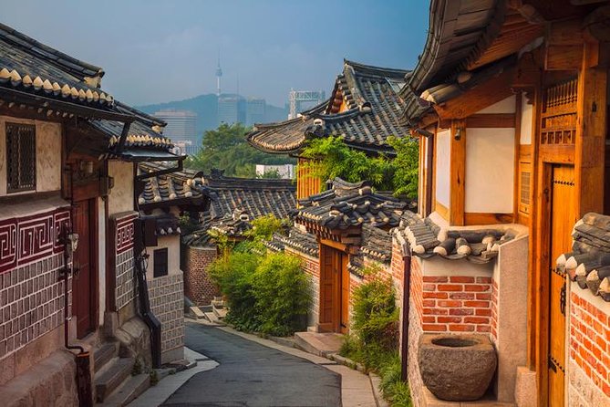 Korean History & Heritage Tour - Private pickup in an A/C vehicle: the real comfort advantage