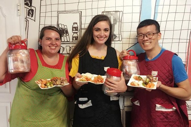 Korean Kimchi Making Day Experience with a Local Market Tour - Taking kimchi home: the best souvenir, and the packing challenge