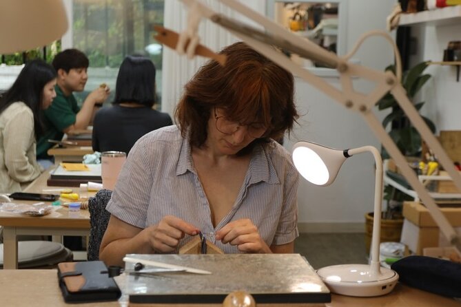 Leather Products Workshop in Seoul - Getting There and Staying in Sync With WhatsApp