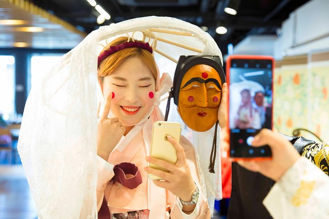 N Seoul Tower Hanbok Rental - Picking Your Hanbok: Where the Real Fun Starts