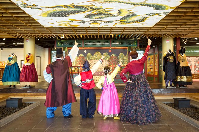 N Seoul Tower Hanbok Rental - Time, Group Size, and How to Get the Best 3 Hours