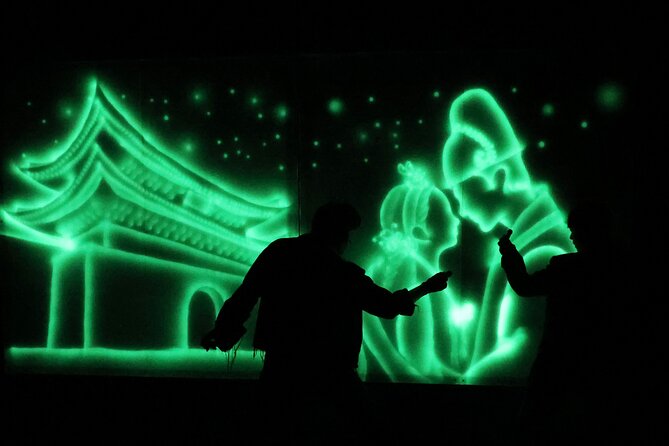 Painters Show in Gwanghwamun Theater (nearby Seodaemun station) - K-pop energy, humor, and audience participation