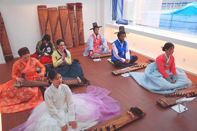 Play Gayageum in Hanbok Cultural Experience in Bukchon - Bukchon’s hanok setting changes how you learn