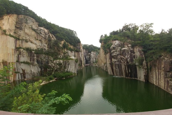 Pocheon Private Day Tour from Seoul - Korea National Arboretum: fresh air and a lakeside focus