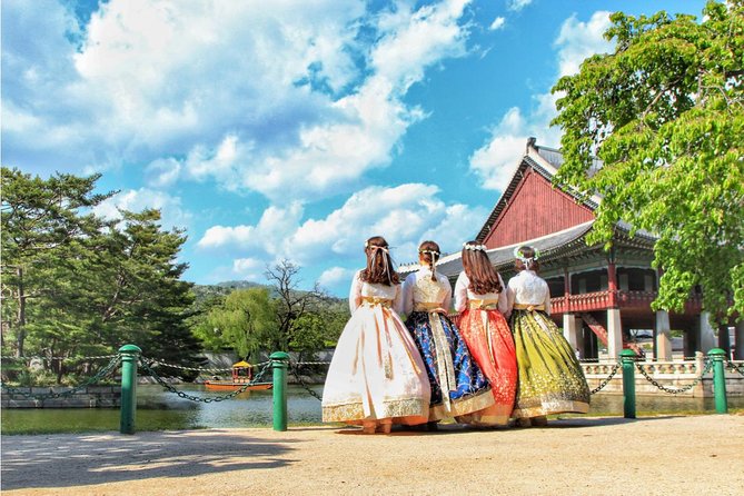 Private 4 days Nami Island&Petite France&Seoul&Everland tour - Day 4: Lotte Tower outside viewing, Jongno 3-ga gift time, and Yeouido on the Han River