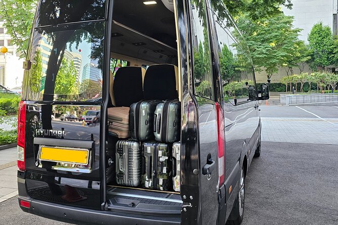 Private Airport Transfer From Incheon Airport To Seoul(up to 12) - Who this transfer is best for (and who should think twice)