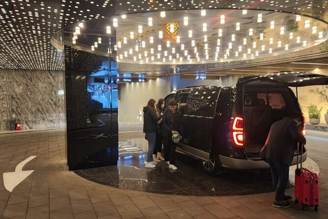 Private Airport Transfer : Gimpo airport to/from Seoul (1~7pax) - What about delays: flight changes without the hassle