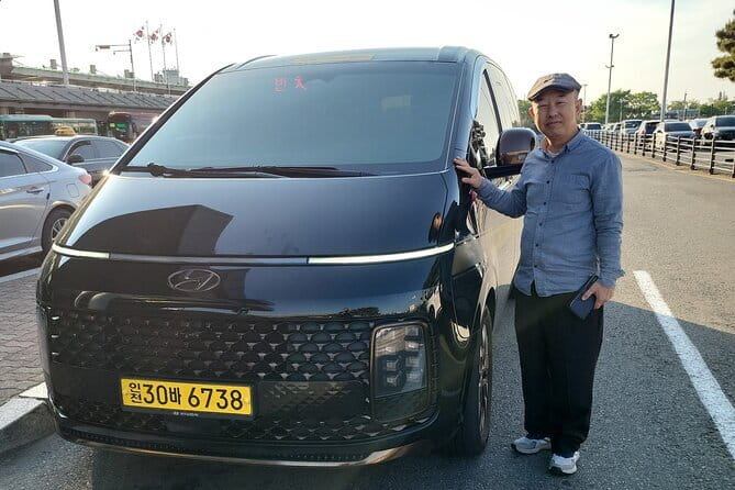 Private Airport Transfer Incheon Airport to/from Seoul(1~7pax) - Timing: About 90 Minutes From Incheon to Seoul
