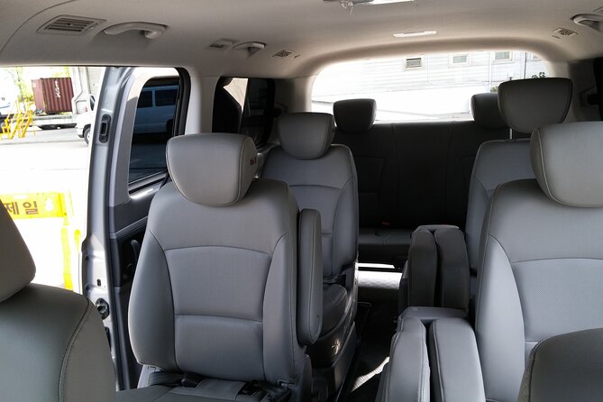 Private Airport Transfer: Seoul City - Gimpo Airport (1-5 pax) - Seoul to Gimpo without taxi roulette