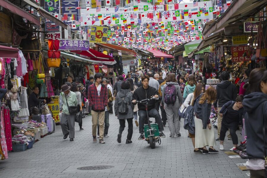 Private Customized Seoul Tour with Your Korean Buddy - Should You Book This Private Seoul Buddy Tour?