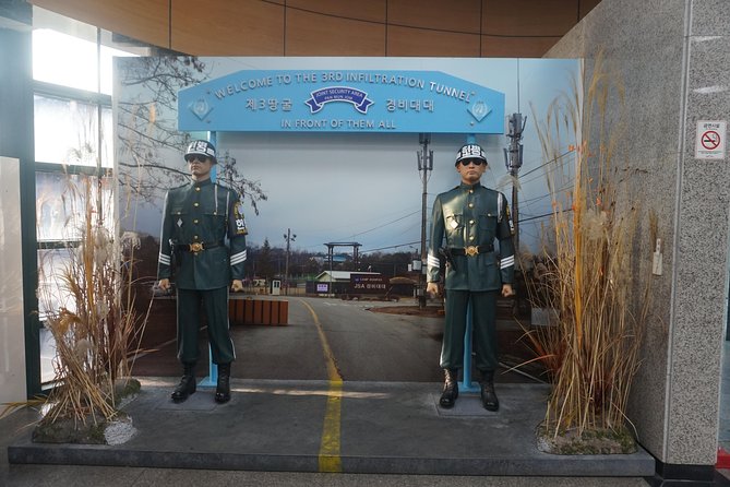 Private DMZ Tour - Guide Quality: When the Storytelling Becomes the Main Event