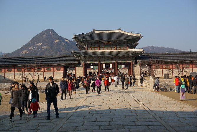 Private English Speaking Driver in Seoul: Airport Service Available - Hanok villages, parks, and slower stroll time