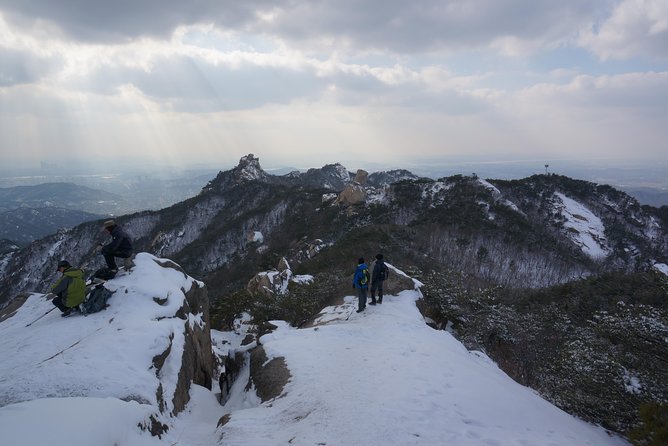 Private Hiking tour to Bukhansan Peak(Baegundae: 836.5m) with Mountain Expert - Stop 1 in Bukhansan: from trailhead climb to peak views