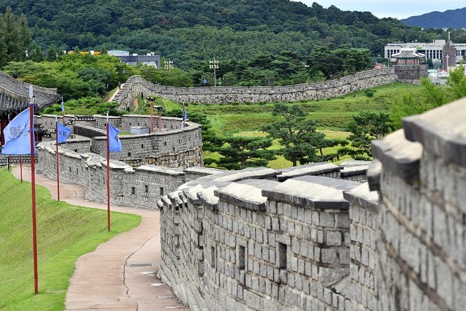 Private Korean Folk Village, Suwon Starfield Libarary&Hwaseong - Suwon Hwaseong Fortress: A Joseon-Era Defensive Masterpiece You Can Actually Walk