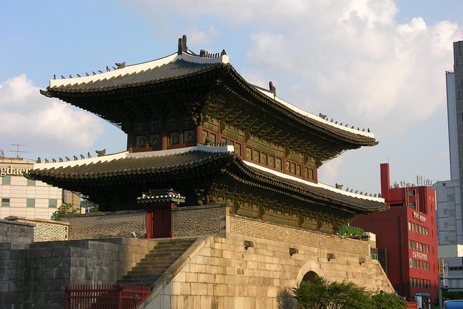 Private Seoul Wall Trekking [Inwangsan, Bugaksan, Naksan Park, N-Seoul Tower] - Naksan Park: walking the fortress area with a different vibe