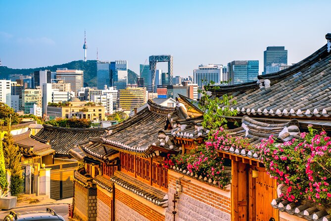 Private tour guide service in Seoul, Korea - Insadong’s alleys: antiques and classic Seoul shopping culture