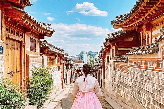 Private Tour : Royal Palace & Traditional Villages wearing Hanbok - Should you book this Hanbok and Traditional Villages tour?