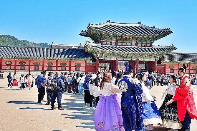 Private Tour : Royal Palace & Traditional Villages wearing Hanbok - Bukchon Hanok Village for Joseon-era streetscape