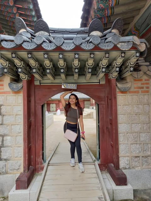 Seoul: 4-Hour Guided Tour to Palace, Bukchon, Jogyesa Temple - Short Reality Check: What the Tour Doesn’t Solve
