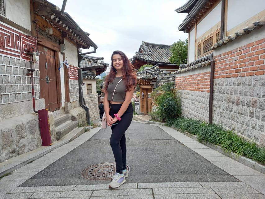 Seoul: 4-Hour Guided Tour to Palace, Bukchon, Jogyesa Temple - Gyeongbokgung: Confucian Palace Design You Can Actually Read