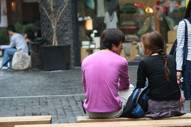 Seoul Art Tour with a Local Expert: 100% Personalized & Private - Beautiful Tea Museum: A Calm, Café-Backed Break