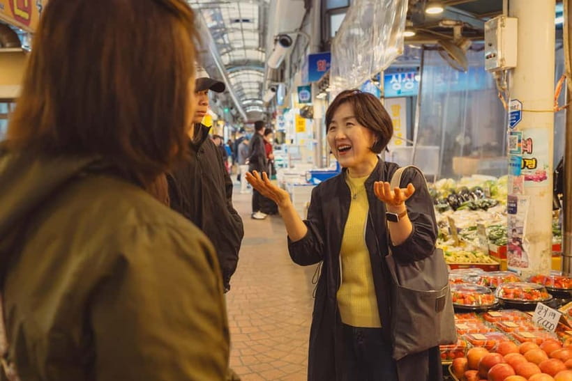 Seoul: Authentic Korean Cooking Class and Market Tour - Cooking in a Korean home with hand-embroidered rooms