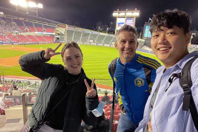 Seoul: Baseball Game Ticket with Dinner/Beer with the host - The host advantage: ticketing help and real on-the-ground care