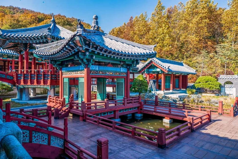 Seoul: BTS K-Pop Star Footsteps Journey ARMY Fan Day Tour - Photo-Ready Day: How Guides Help You Get the Pose Right