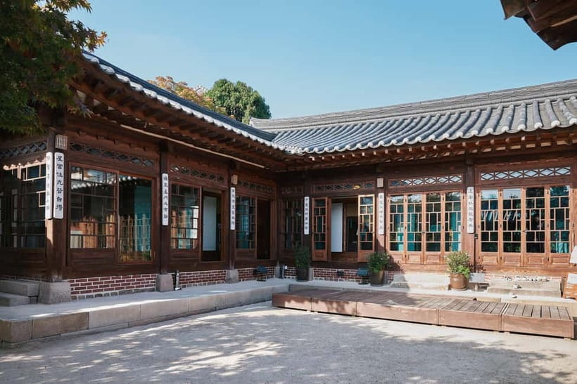 Seoul: Bukchon Hanok Village Walking Tour - Starting at Anguk Station Exit 3: simple logistics that reduce stress