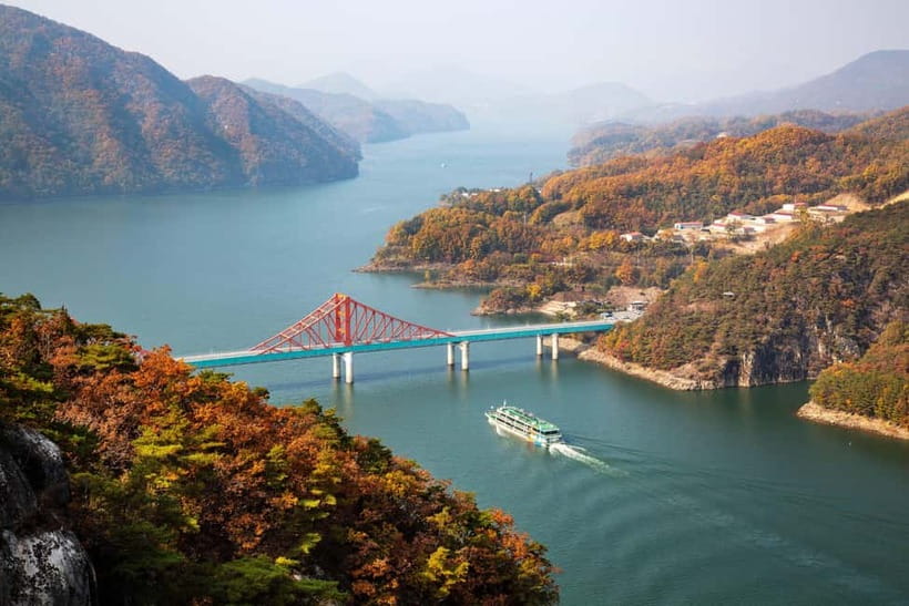 Seoul: Chungju Cruise, Cable Car & Cave Kayak Adventure Tour - Cheongpung Cable Car: panoramic views and real downtime