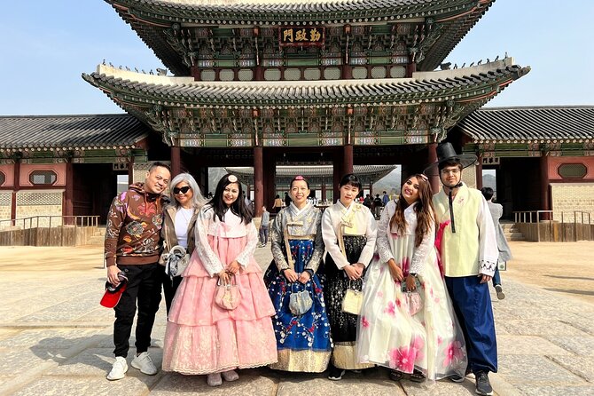 Seoul: City Highlights and Historical Experience No Shopping - Bukchon Hanok Village: Hanok Street + Photo Help