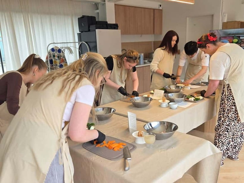 Seoul: Cooking Class and Tour with Michelin-Trained Chef - Mangwon Station Meet-Up: Easy Start, Local Feel