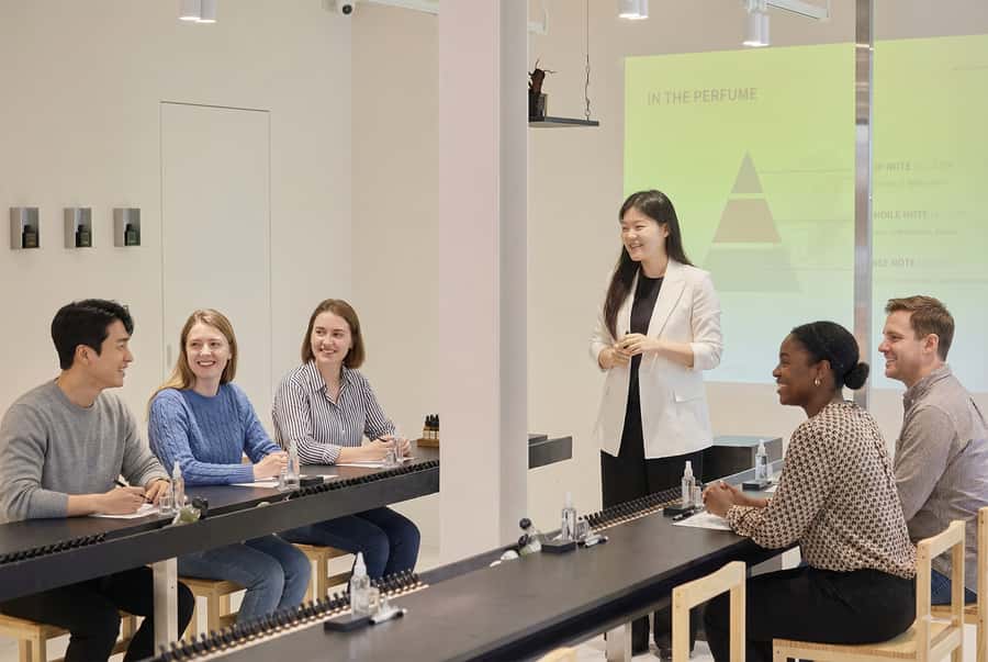 Seoul: Create Your Own Natural Perfume with a Perfumer - Key Points to Know Before You Go