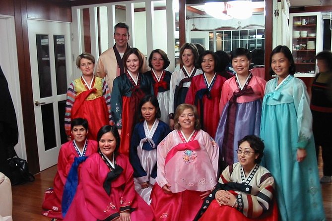 Seoul Cultural Tour - Kimchi Making, Gyeongbok palace with Hanbok - Gyeongbokgung Palace in Hanbok: The Photo Part Is the Point