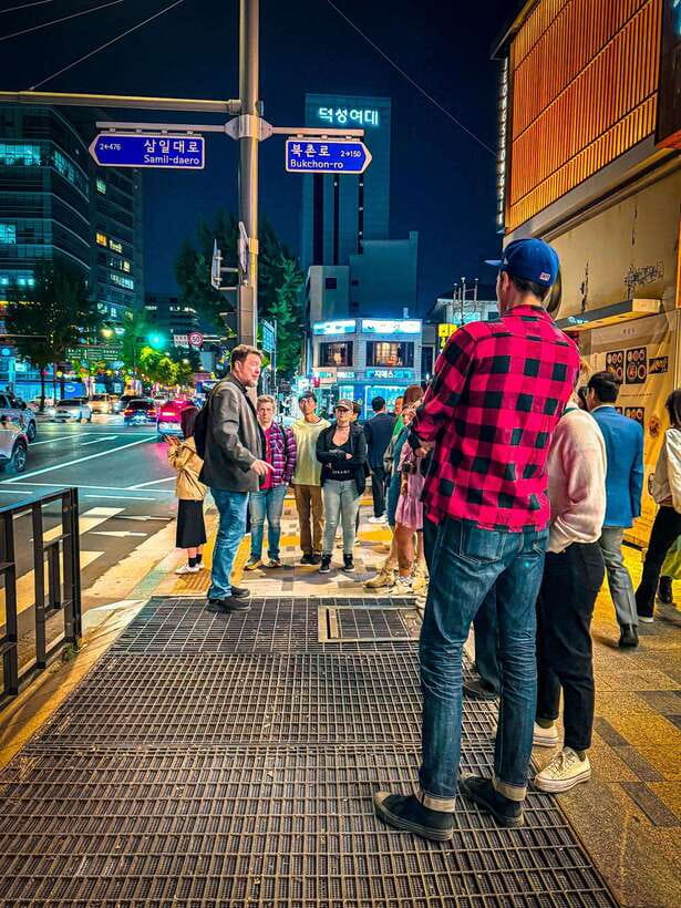 Seoul: Dark Side of the City and Ghost Stories Walking Tour - How to Get There and Survive the Night: Shoes, Subway, and Weather