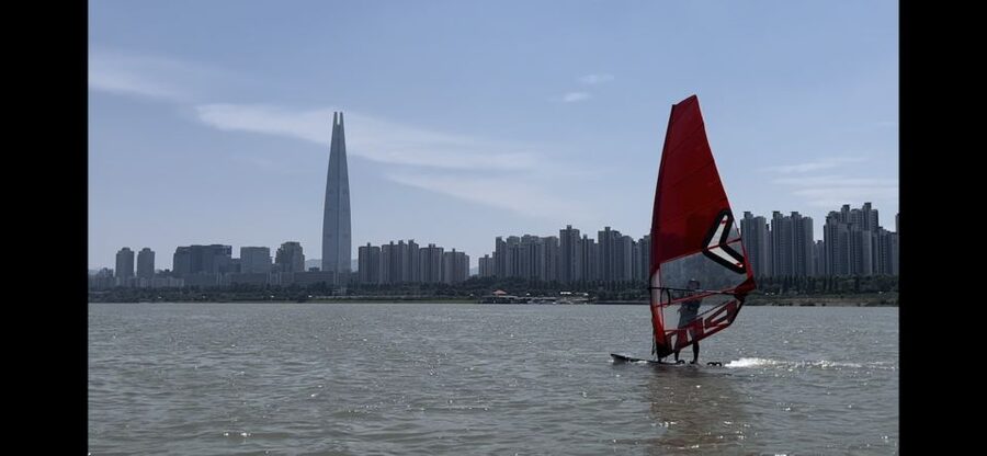 Seoul : Efoil Experience in Han River - Key Things You’ll Notice Right Away