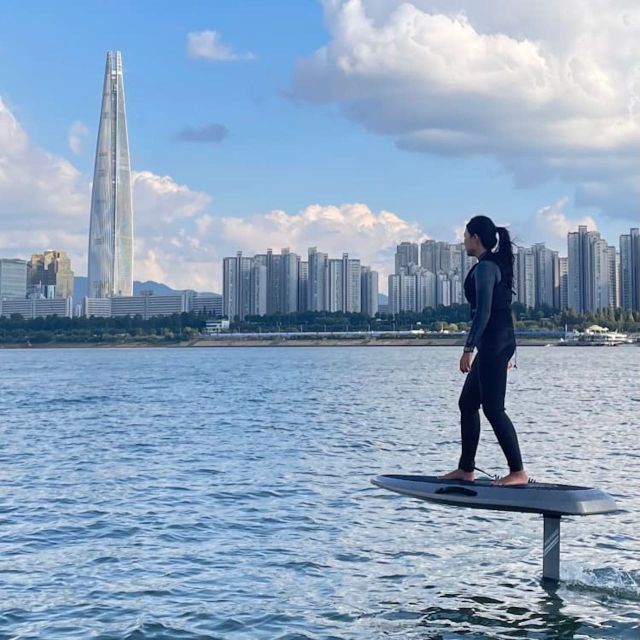 Seoul : Efoil Experience in Han River - The Ride Experience: Calm Water, Big Seoul Views, and a Smooth Reset