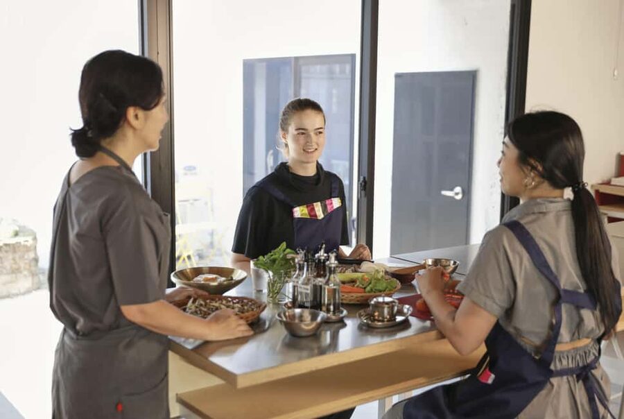 Seoul: Experience Korean Cooking in Modern Hanok Kitchen - What you actually learn that transfers to your kitchen