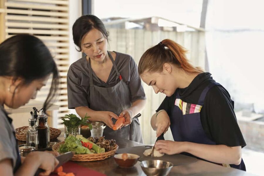 Seoul: Experience Korean Cooking in Modern Hanok Kitchen - Who this class suits best (and who might skip it)