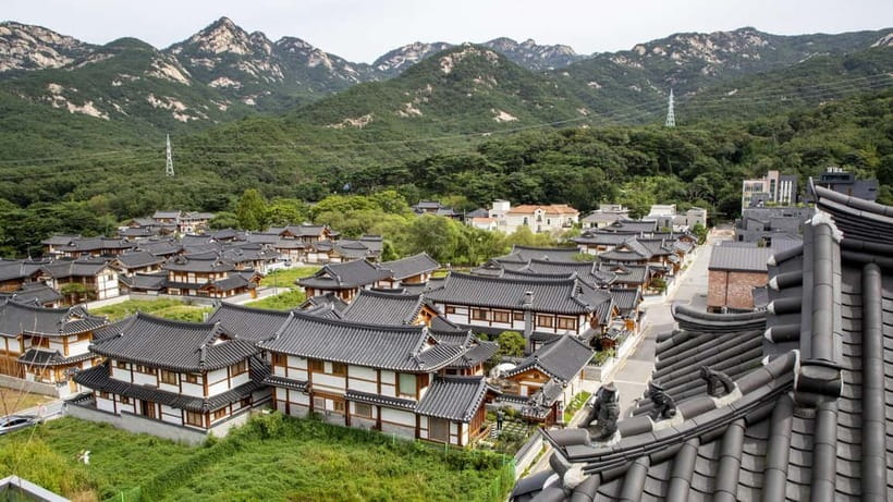 Seoul Full-Day City Tour: Hanok Village, Scenic Routes - Price and value: why $55 can make sense here