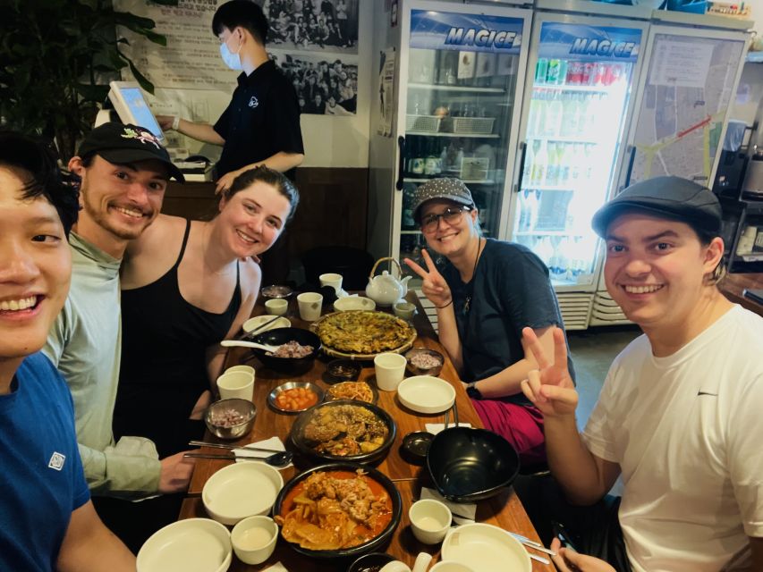 Seoul: Guided City Wall Sunset Hike with Korean Dinner - Sunset math: the hike timing that actually works