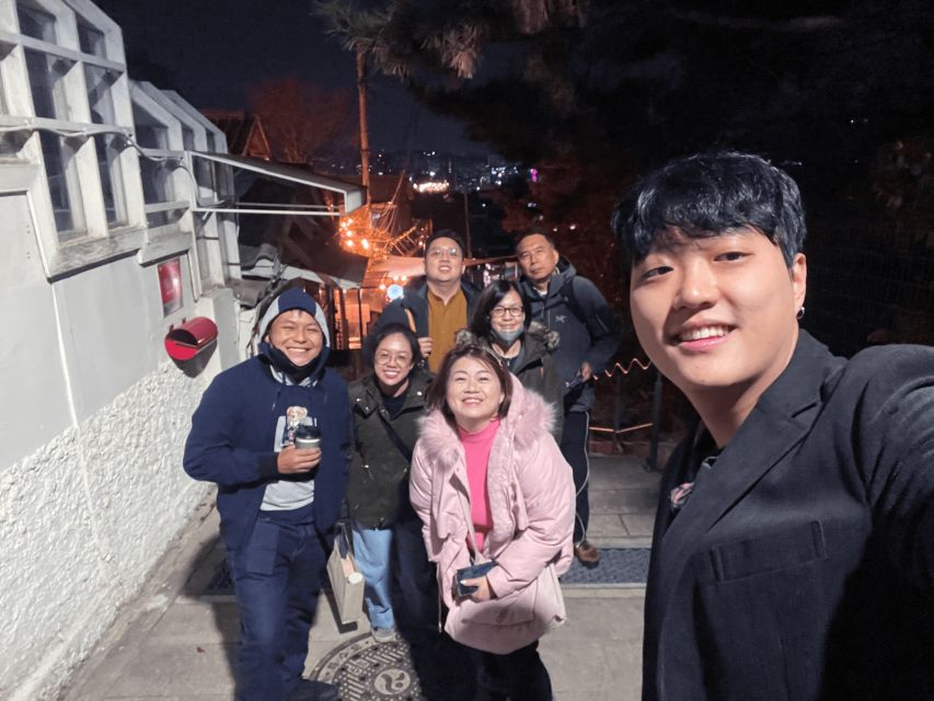 Seoul: Guided City Wall Sunset Hike with Korean Dinner - The hillside café stop: your included drink with the best seat in the house