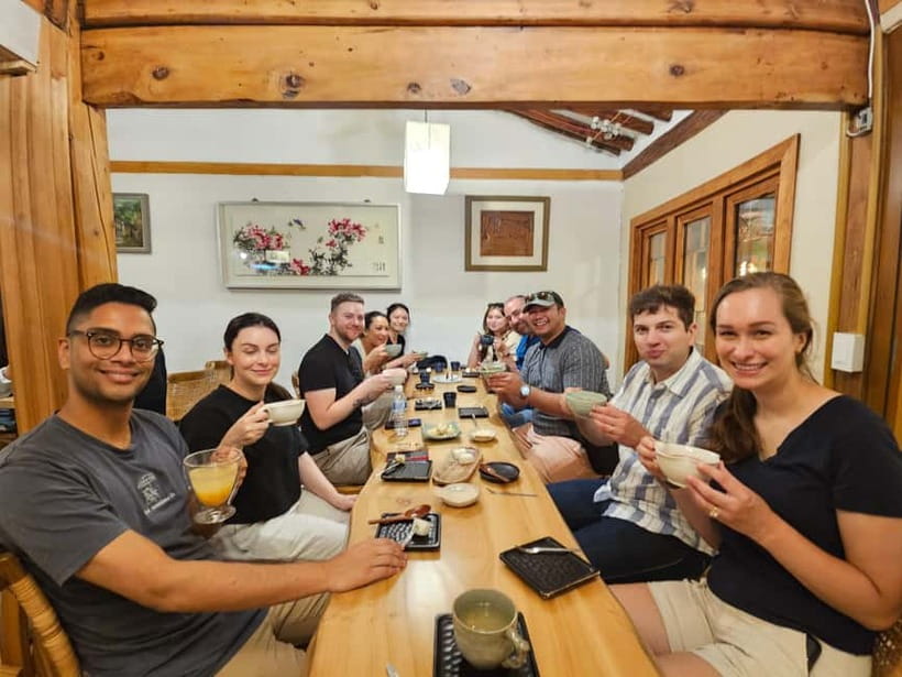Seoul: Guided Food & Market Tour with 8+ Tastings - Ikseon-dong Hanok Village and the taste of slowing down