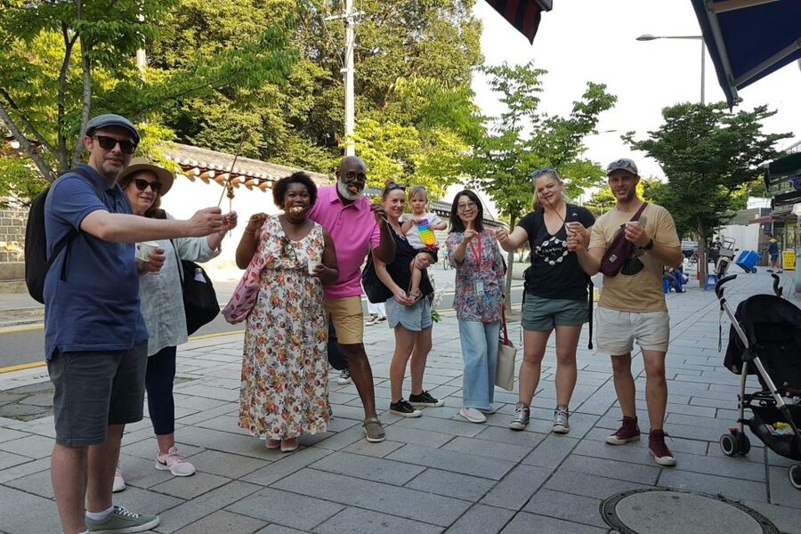 Seoul: Gwangjang Market Netflix Food Tour - Key highlights in 60 seconds