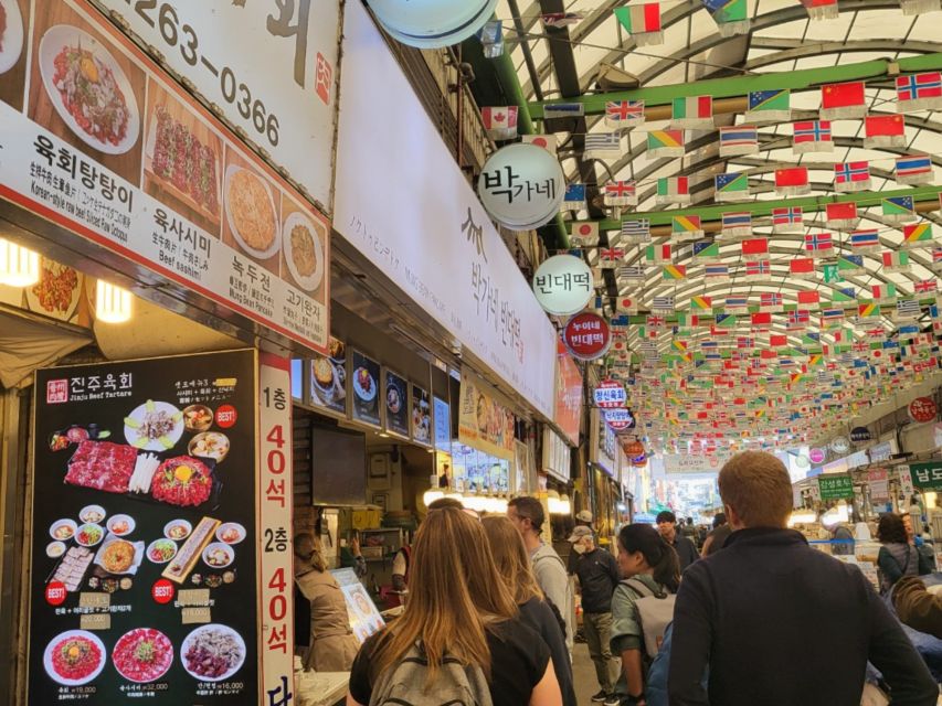 Seoul: Gwangjang Market Netflix Food Tour - Street food tastings: what $64 buys you (and why the timing matters)